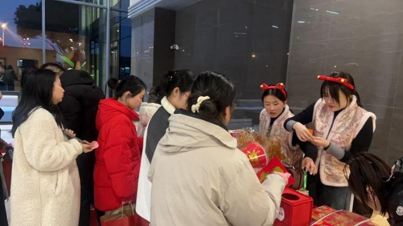 年貨節(jié)活動(dòng)進(jìn)行時(shí)_上海一級(jí)資質(zhì)物業(yè)公司
